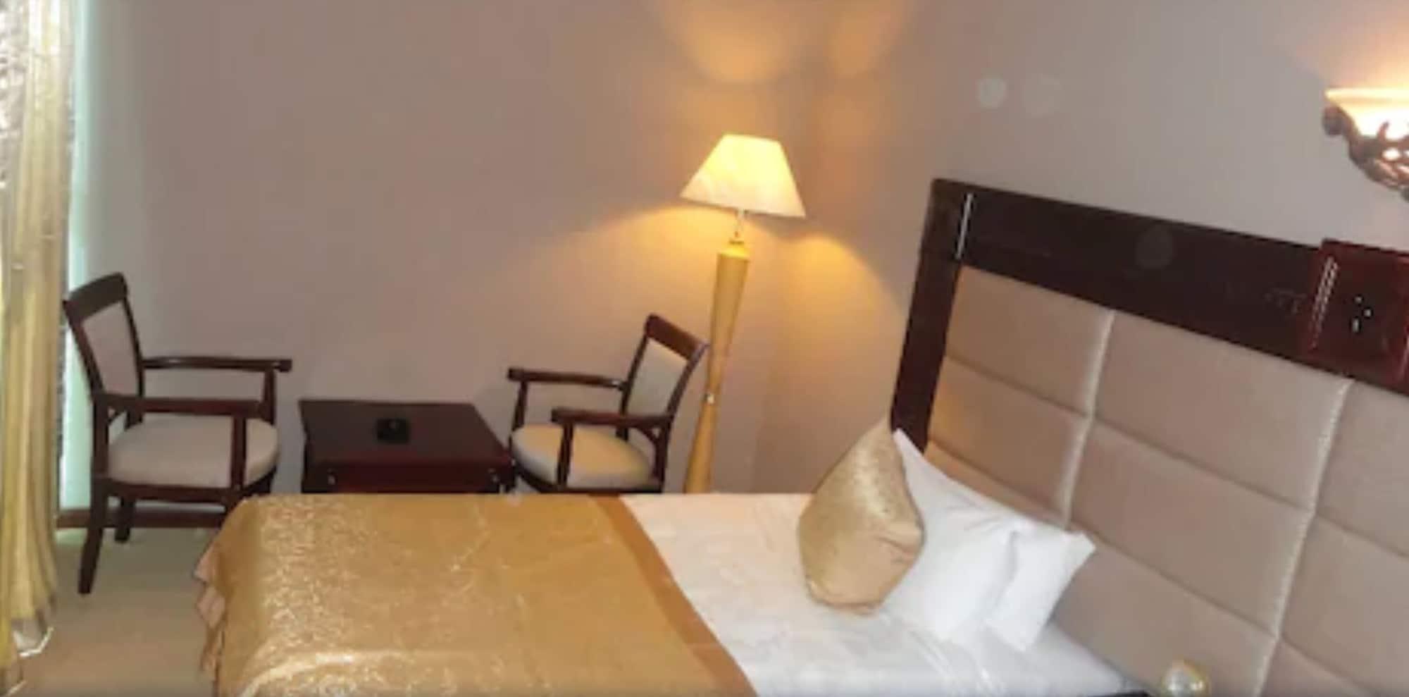 Friendship International Hotel Адис Абеба Екстериор снимка