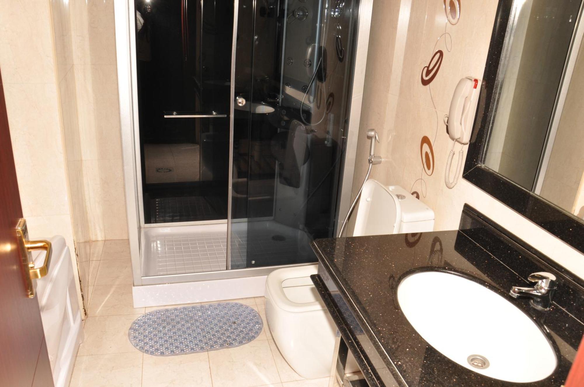 Friendship International Hotel Адис Абеба Стая снимка